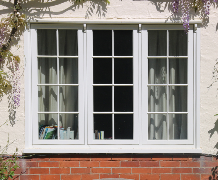 Slimline Flush Casement with unique head-drip feature